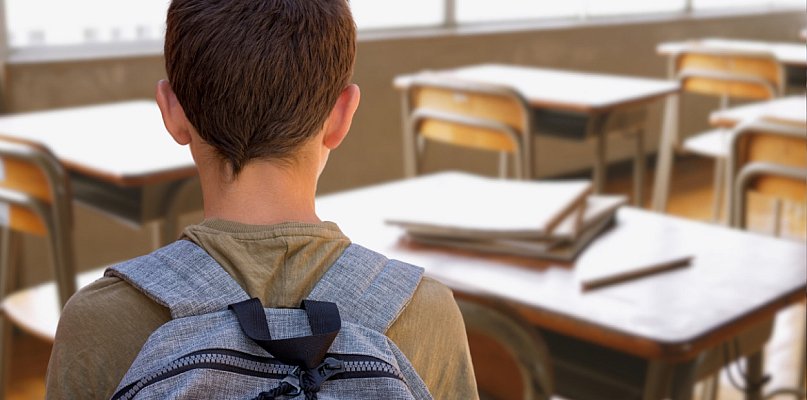 W szkole zapanował strach. Dzieci bały się chodzić na lekcje. Część rodziców... - 84917