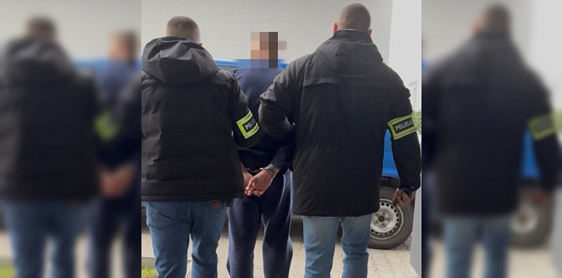 To co znaleźli w aucie, nie było tylko czarną folią. Grozi mu 10 lat więzienia! - 85713