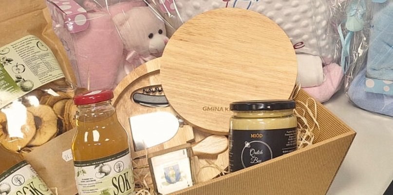 Tak łatwo się nie poddają! W pakiecie oferują koc, ręcznik albo upominek... - 86365