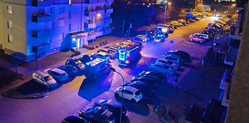 Reakcja córki mogła uratować życie 42-latki! Po jej telefonie ruszyli z pomocą - 86782