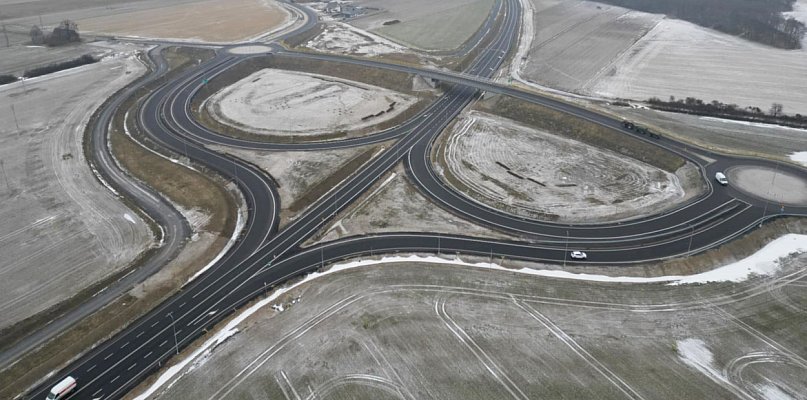 Groźny błąd na nowej obwodnicy DK12. Nawigacja "każe" łamać przepisy...
