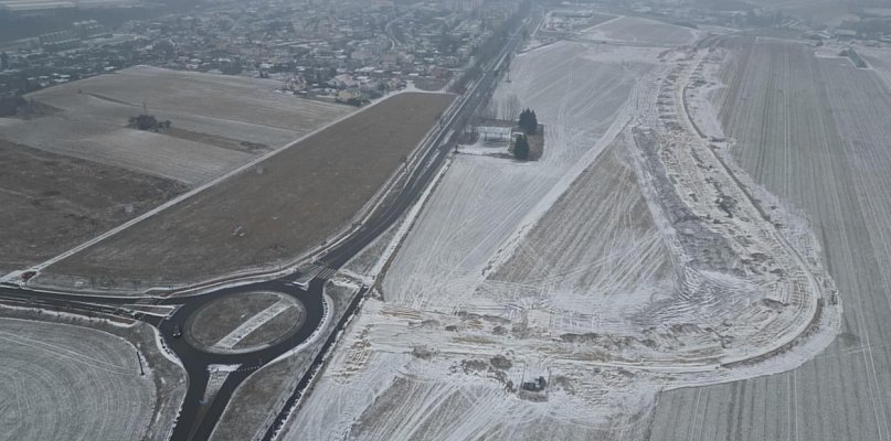 Na budowie nic się nie dzieje, ale sprawa się toczy. Chodzi o dokument do Enei