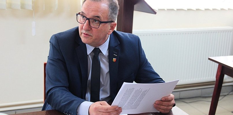 Negocjacji nie było. Ile chcieli, tyle dostali. Wójt nie szczędził im pochwał