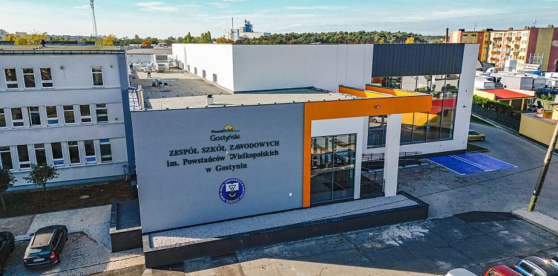 Szkoła dołącza do Łatwoganga. Klasa, która zbierze najwięcej darczyńców, ogoli...