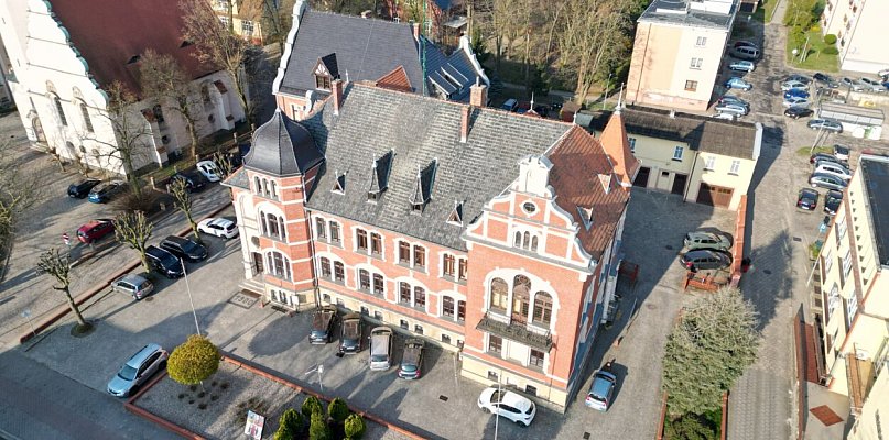 Starostwo szykuje się na duże zmiany. Sześć firm obejrzało pomieszczenia