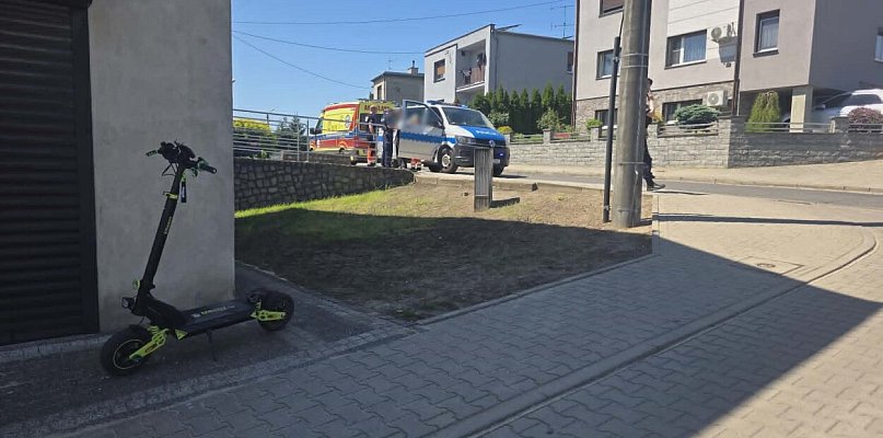 15-latek zjeżdżał "z górki". Nie zatrzymał się w porę. Wtedy nadjechało Volvo