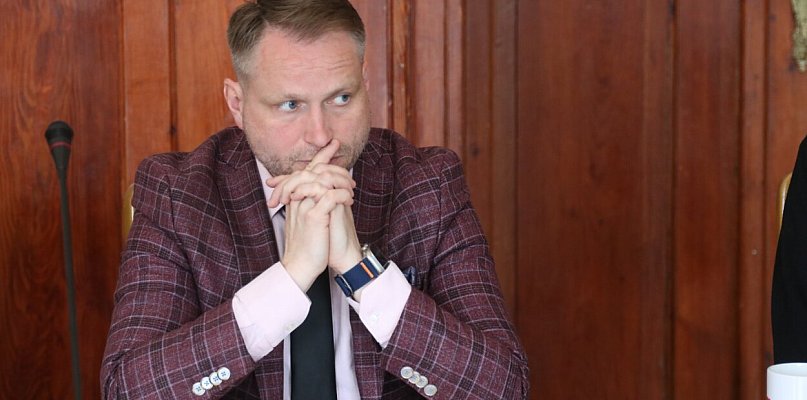 Brzmi ciekawie i obiecująco ale.... Kiedy pytamy o konkrety, tak różowo nie jest