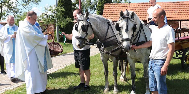 Pielgrzymka w cieniu wydarzeń z Bodzewa. Podczas mszy modlono się za księdza