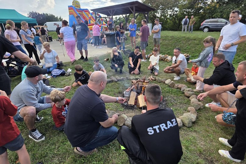Ognisko na pożegnanie lata na Pożegowie