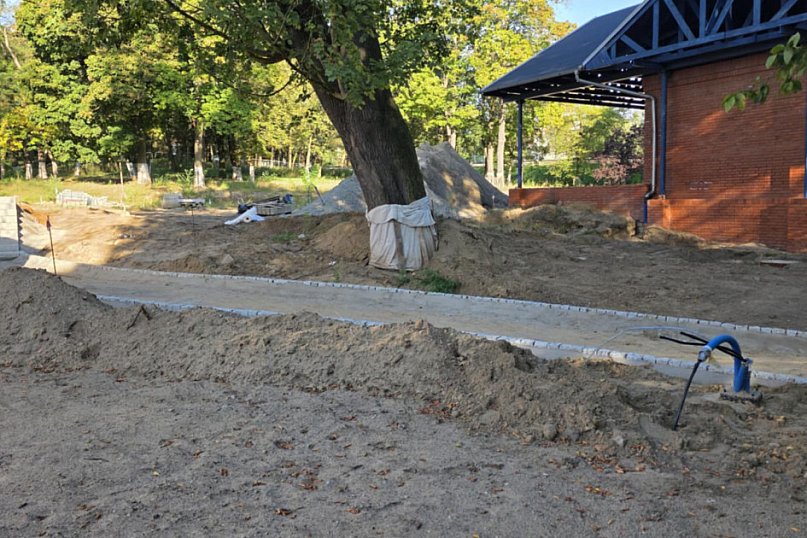 Nowe parkingi i modernizacja parku miejskiego w Gostyniu