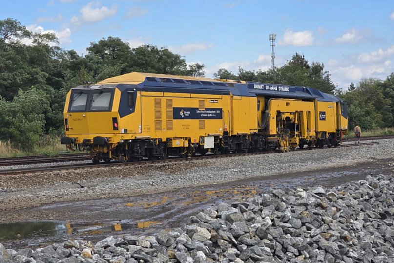 Taka maszyna pracuje w rejonie gostyńskiego dworca