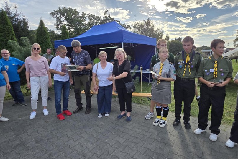 Biesiada harcerska nad Malińczą w Piaskach