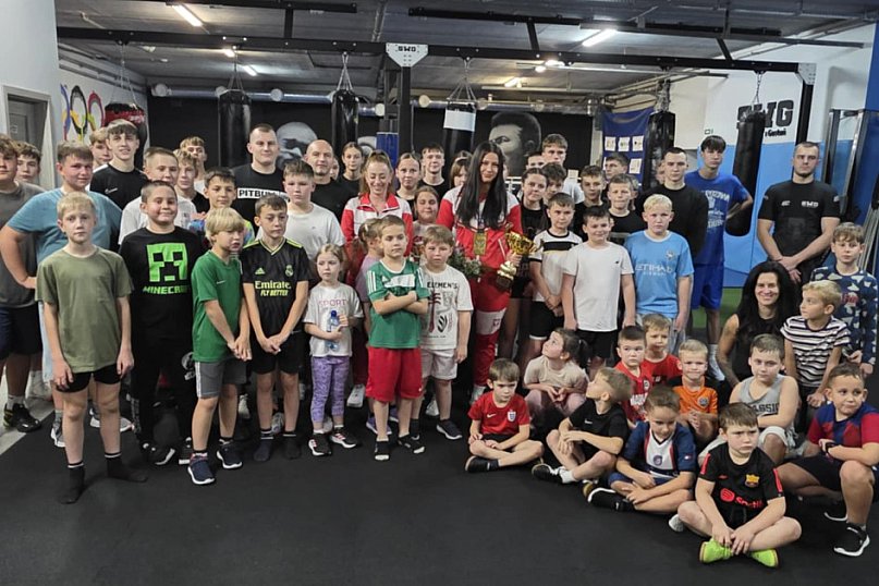 Powitanie Mai Hoffmann i jej trenerki w SWG