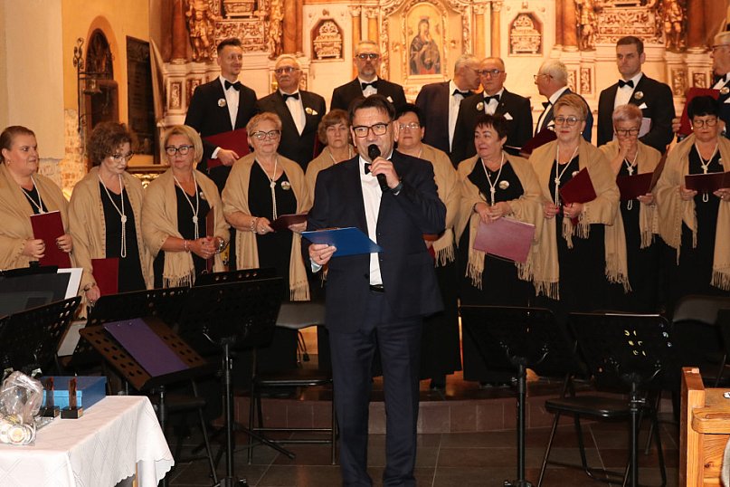 80-lecie chóru gminno-parafialnego w Pępowie
