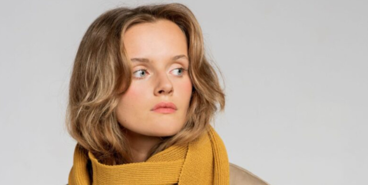 Jak wybrać damski szalik na sezon zima 2025/2026