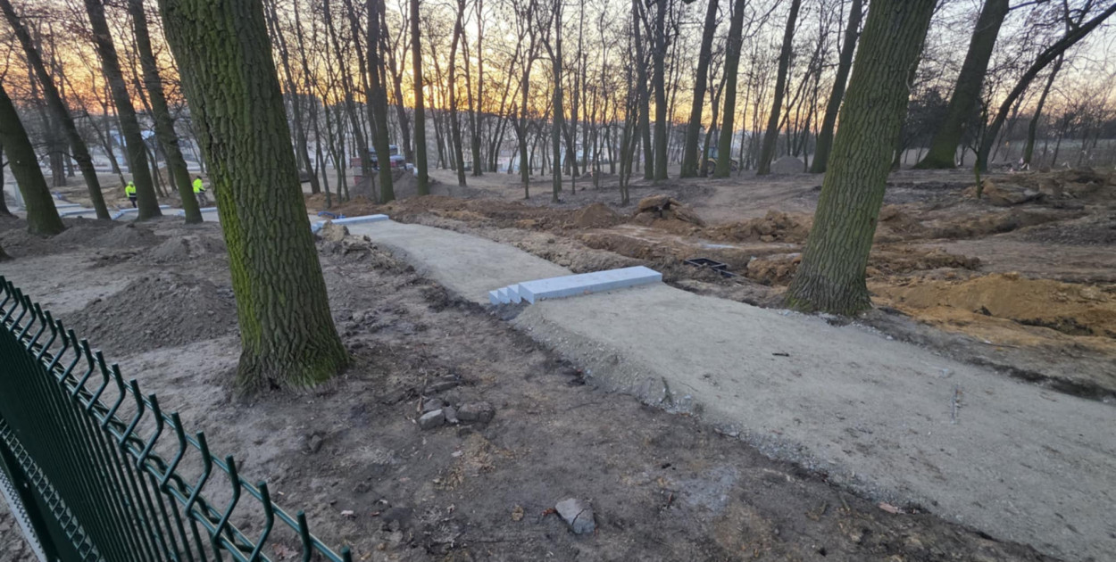 Park tylko dla młodych i sprawnych? Były zachwyty, wyszedł zgrzyt. Mieszkaniec...