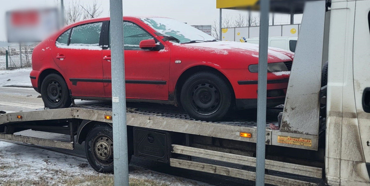Miesiącami potrafią zajmować miejsce. Ten zniknął już po dwóch godzinach...