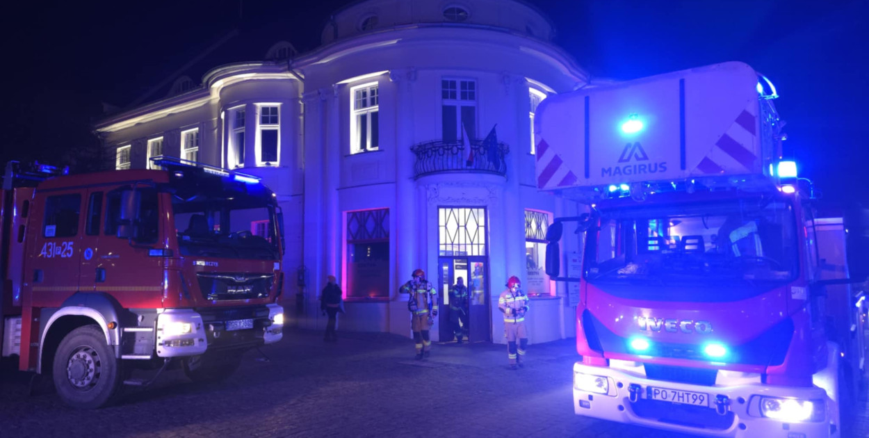 Alarm w Urzędzie Miejskim w Gostyniu. Czujki zadziałały w dwóch miejscach!