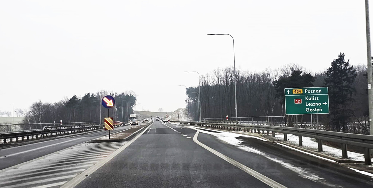 Kierowcy zgłaszają chaos na obwodnicy. Czyżby zapomnieli zmienić znaki?