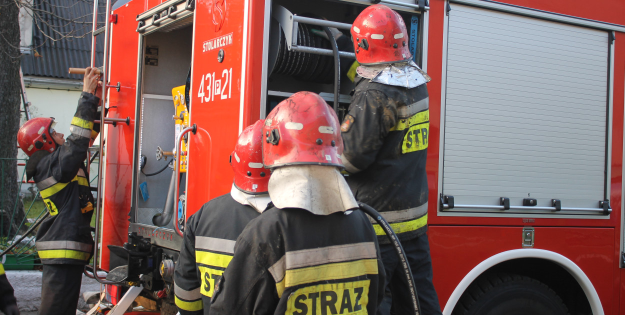 Pożar przy centrum handlowym! Strażacy wykorzystali również specjalną kamerę...