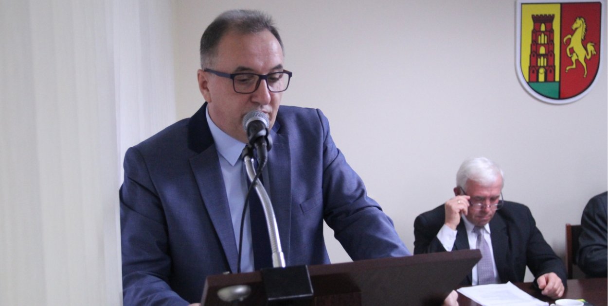 Żadnych kar, żadnego przymusu do spania, żadnego zmuszania do jedzenia.