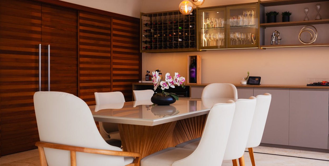 Jak wybrać krzesła do jadalni?