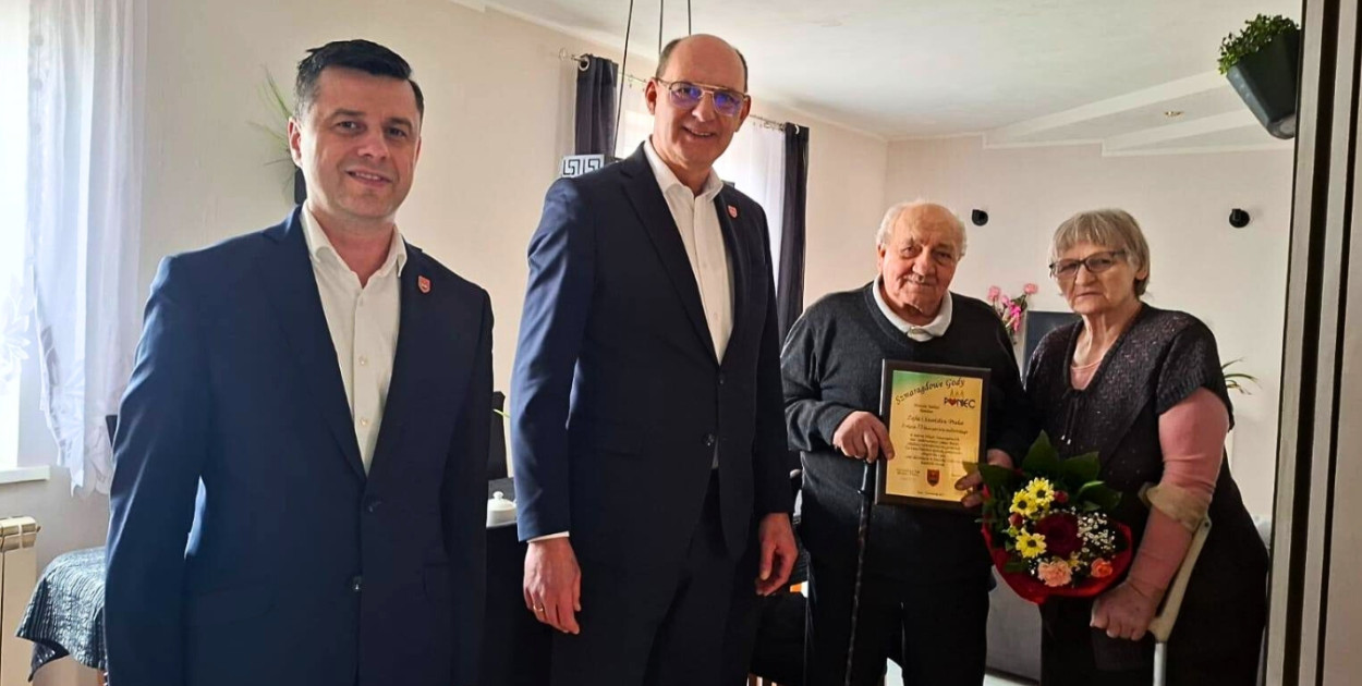 Stanęli na wysokości zadania. Wymowny gest, w stronę tych, którzy nie dotarli...