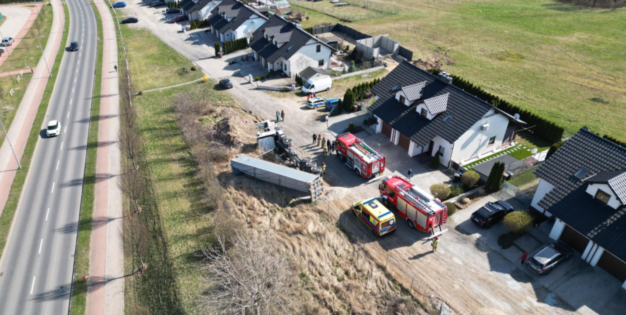 Sekundy grozy na jednej z ulic Gostynia. Zjeżdżał w dół, wtedy to się wydarzyło