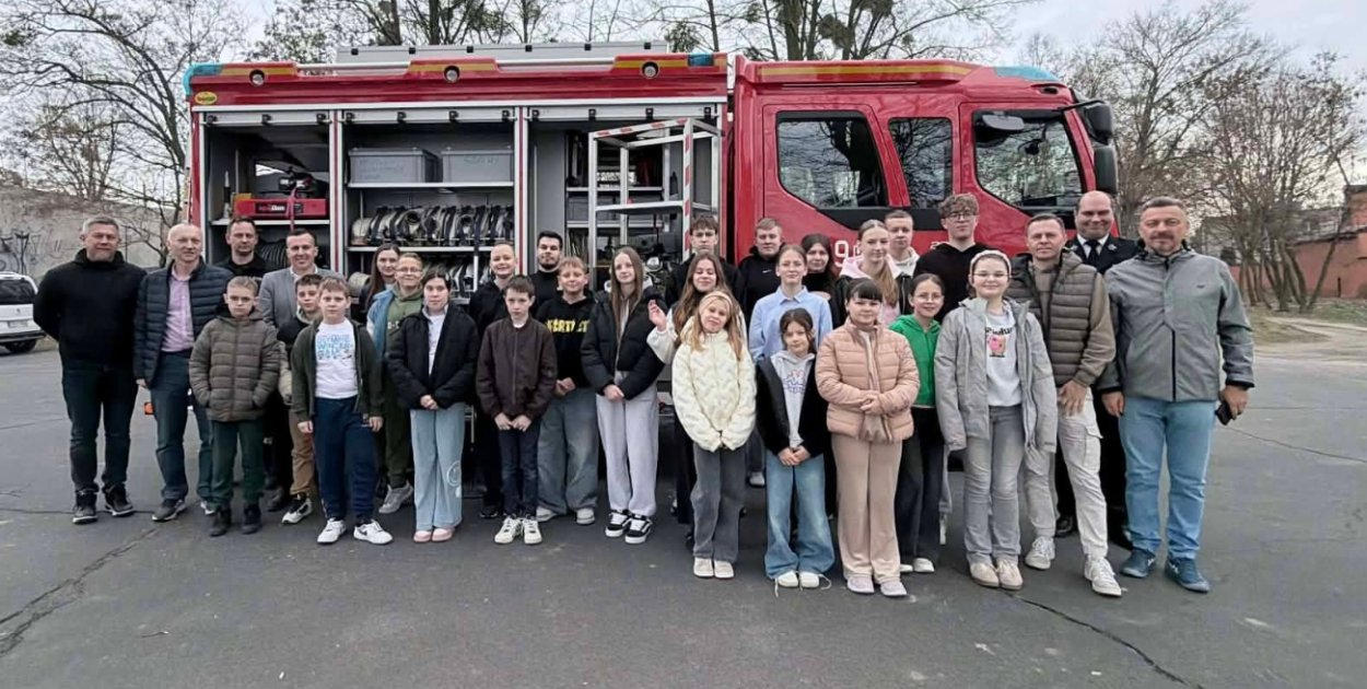 Strażacka wiedza w ogniu pytań!  Konkurs w Piaskach wyłonił najlepszych...