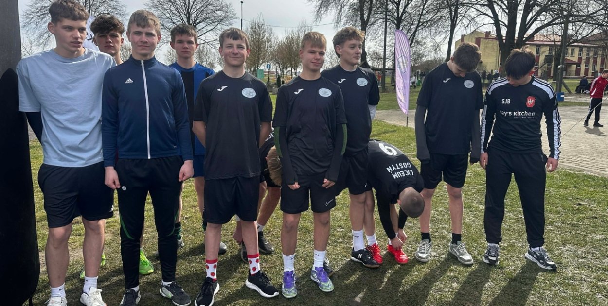 Mistrzostwa Powiatu w biegach przełajowych. Uczniowie z Grabonogu z awansem...