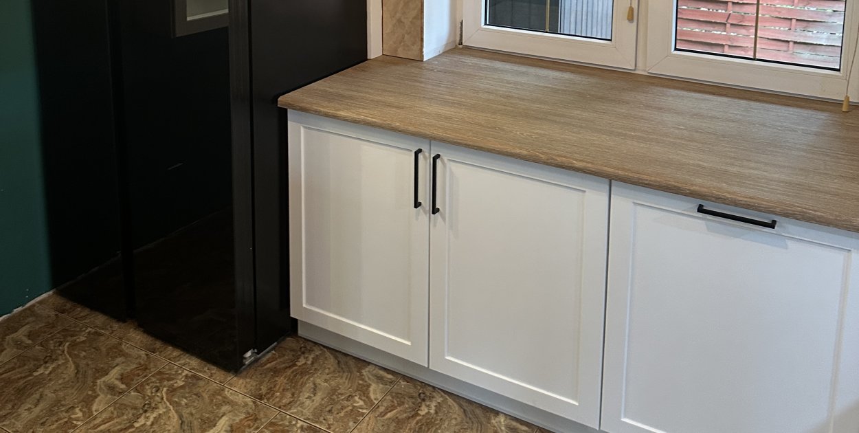 Na co zwrócić uwagę przy zmianie wyglądu frontów kuchennych?